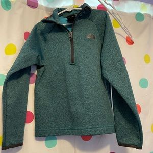 The North Face pull over Small 7/8
